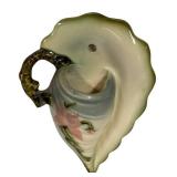 H6 - Vintage Hull Woodland Wall Pocket
