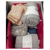 Lot of Room Essentials Bedding