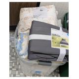 Lot of Room Essentials Bedding