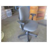 (BR1) Multi-Adjustable Office Chair...