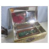 (BR3) Decor Figures Etc, Tin Box wi...