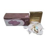 Estée Lauder Top Priorities Cosmetic Gift Set & Zoe Vibrating Massage Slippers Open Box