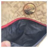 Tommy Hilfiger LogCross Body Purse Shoulder Bag  Brown/Tan Zippered Handbag