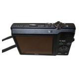 Nikon COOLPIX S570 12MP Digital Camera w/ Case & Wrist Strap