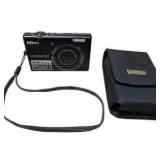 Nikon COOLPIX S570 12MP Digital Camera w/ Case & Wrist Strap