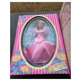 Vintage World Gallery & Vanna Doll (New in Package)