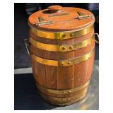 Bourbon Supreme Whiskey Barrel Style Cooler