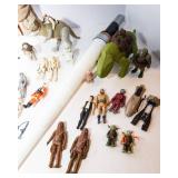 Vintage Star Wars Toys & Figurines Lot – 1996 Lightsabers & Character Figures