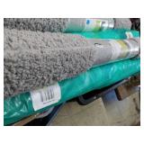 Room Essentials 4 ft x 5 ft 6" Area...