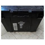 Self Locking Tote...