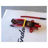 2 Ton Big Red Hydraulic Jack with Handle