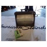 Portable Outdoor Light 120 Volt w/18 foot Cord