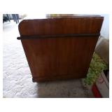 Lane Altavista, VA.  Aroma Hope Chest