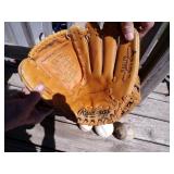 Easton Softball/Baseball Bag & Extras (Balls & Bats)