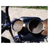 40 Year Old Bee Smoker. Bellow Like New - No Cracks.  Great Condition.