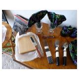 New Picnic Basket 4- Place Settings