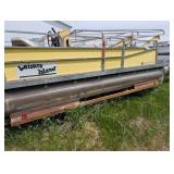 1985 Leisure Island Pontoon Boat Mercury 25XD & Trailer