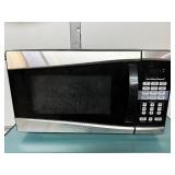 MSRP $1,500 MOBILE 2 DRAWER CABINET WORKSTATION w/HAMILTON BEACH 900W MICROWAVE FOR SHOP, OFFICE OR BREAKROOM