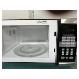 MSRP $1,500 MOBILE 2 DRAWER CABINET WORKSTATION w/HAMILTON BEACH 900W MICROWAVE FOR SHOP, OFFICE OR BREAKROOM