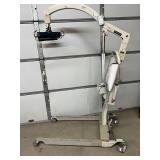MSRP $3000 MedCare MAX-600 Lift-N-Weigh Bariatric Electric Patient Lift 600 lb Capacity Floor Lift With New In Package Sling, Scale & Charger *Lots Of Wear To Base & Areas! 1st Pic Is A Stock 