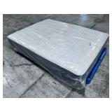 Beautyrest Silver 900 Series Refreshing Firm Queen Mattress - MSRP $1,399.99 - No Reserve!