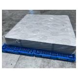 Aireloom Preferred Collection - Streamline Plush King Mattress - MSRP $5,399.00 - No Reserve!