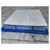 Sealy Posturepedic Pro Highland Manor Medium King Mattress - MSRP $999.99 - No Reserve!