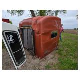 Peterbilt Semi Truck Sleeper Cab - Crack on roof, dented on side - Off 2008 389 Peterbilt