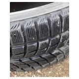 Bridgestone Blizzak 255/45R20 Tire