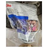 New 3M Half Facepiece Respirator Model 6100/07024, Small Size