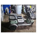 Future FT-D3 Electric Tricycle Model FT-D3, With Charger - New - This is a three-wheeled electric cart with a 500W motor, 48V 20Ah battery, and a range of 40 km
