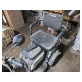 Future FT-D3 Electric Tricycle Model FT-D3, With Charger - New - This is a three-wheeled electric cart with a 500W motor, 48V 20Ah battery, and a range of 40 km