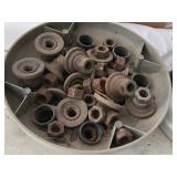 Chevrolet Hubcaps and Lug Nuts, Model #15053704