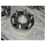 Wheel spacers with studs 5-4.75/6-5.5