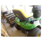 John Deere D110 Riding Lawn Mower