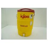 Igloo cooler 5 gallon with spigot