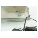 Vintage Singer Sewing Machine. Stylist Model #457