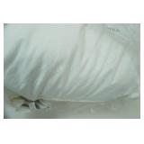 NEW 2ct Standard Size Pillows. Medium Firmness