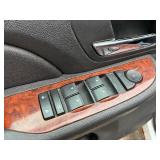 2007 CHEVROLET SUBURBAN LT *4x4 | No Accidents Reported* (NO RESERVE)