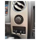2011 FORD F-150 XLT *4x4 | No Accidents Reported* (NO RESERVE)