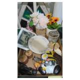 Assorted Decor Pieces