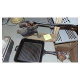 O Sauage Stuffer and Old Mountain Cast Iron Square Skillet