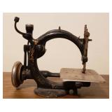 Antique WILLCOX & GIBBS Small Sized Sewing Machine