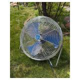 Working PATTON High Velocity Floor Fan
