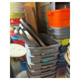 LARGE Lot of Approx 30+ Rubbermaid Totes w/Lids