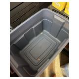 LARGE Lot of Approx 30+ Rubbermaid Totes w/Lids