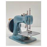 Wonderful Collection of Vintage & Antique Toy Sewing Machines #3