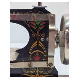 Wonderful Collection of Vintage & Antique Toy Sewing Machines #5