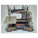 Wonderful Collection of Vintage & Antique Toy Sewing Machines #16