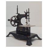 Wonderful Collection of Vintage & Antique Toy Sewing Machines #31
